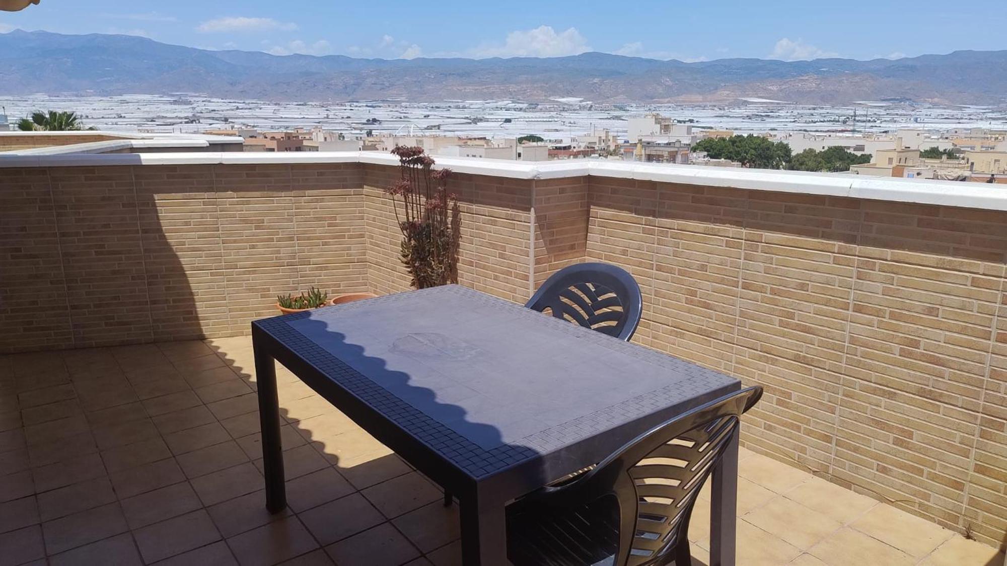 Atico En El Centro Roquetas De Vacaciones Garaje Solo Si Esta Disponible Apartment Roquetas de Mar