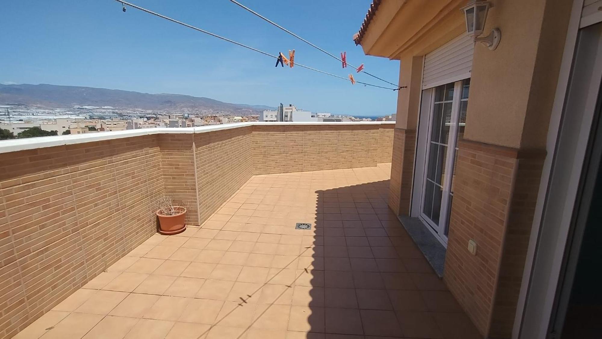 Atico En El Centro Roquetas De Vacaciones Garaje Solo Si Esta Disponible *